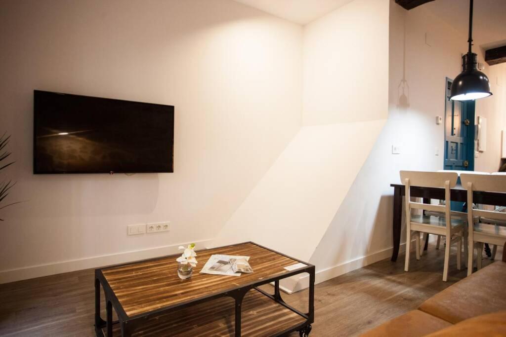 Apartament Bonito Apartamento, Nuevo Y En El Casco Viejo!!! Bilbao Zewnętrze zdjęcie